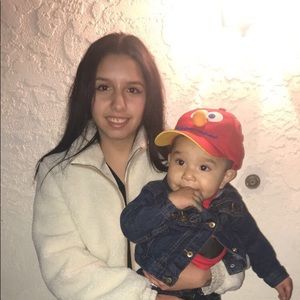 Meet your Posher, Leslie